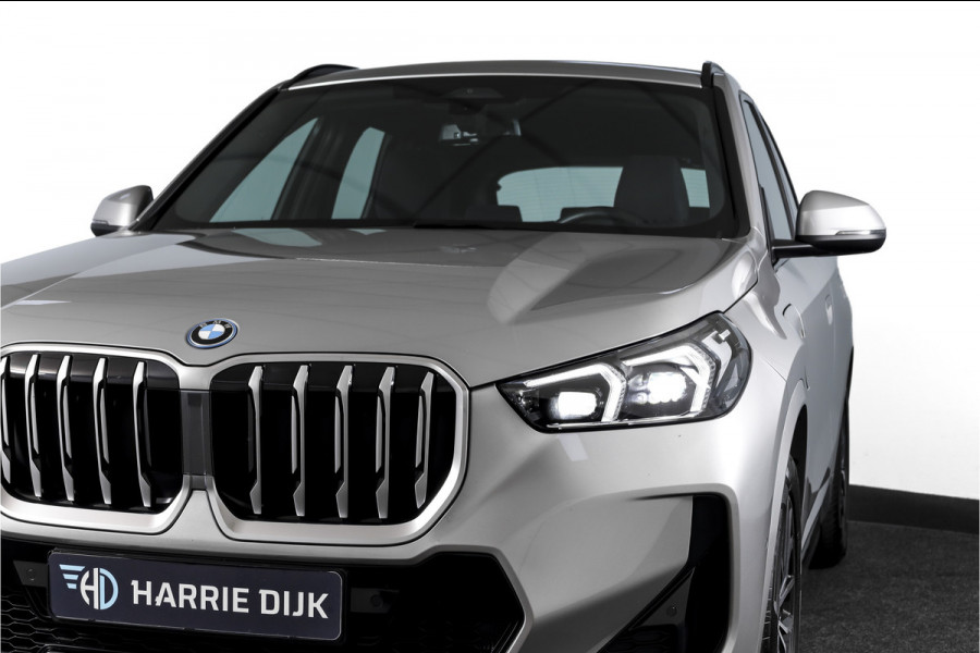 BMW X1 xDrive25e 245 PK | M-Sport | Premium Pack | Cruise | Dig. Cockpit | Stoelverw. | PDC | Camera | NAV+App. Connect | ECC | Elek. Klep | LM 18" | 9072