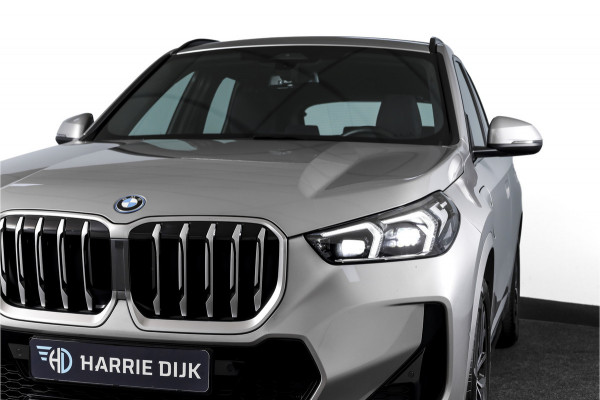 BMW X1 xDrive25e 245 PK | M-Sport | Premium Pack | Cruise | Dig. Cockpit | Stoelverw. | PDC | Camera | NAV+App. Connect | ECC | Elek. Klep | LM 18" | 9072