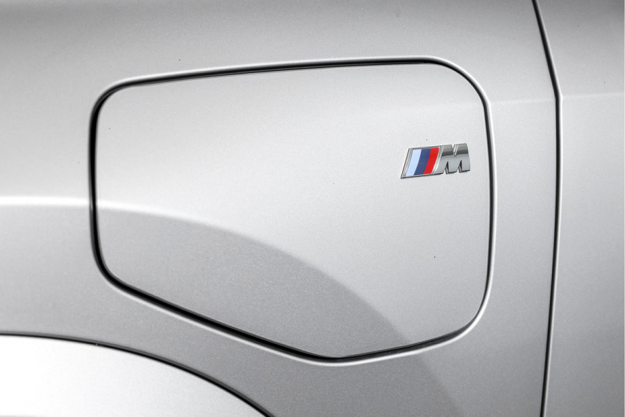 BMW X1 xDrive25e 245 PK | M-Sport | Premium Pack | Cruise | Dig. Cockpit | Stoelverw. | PDC | Camera | NAV+App. Connect | ECC | Elek. Klep | LM 18" | 9072
