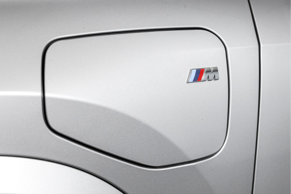 BMW X1 xDrive25e 245 PK | M-Sport | Premium Pack | Cruise | Dig. Cockpit | Stoelverw. | PDC | Camera | NAV+App. Connect | ECC | Elek. Klep | LM 18" | 9072