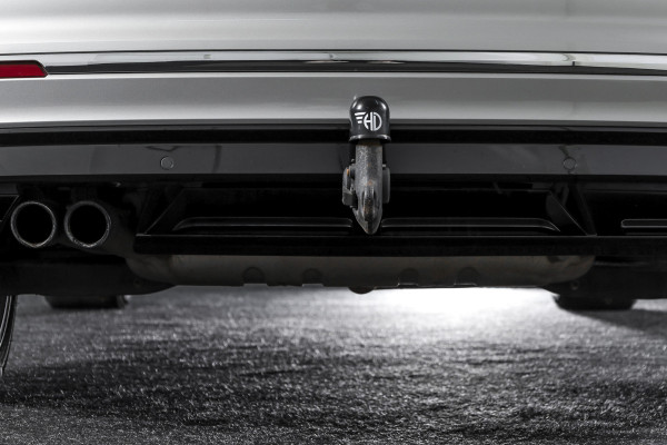 Volkswagen Tiguan 2.0 TSI 4Motion Highline Business R 180 PK | R-Line | Elek. Trekhaak | Adapt. Cruise | Stoel-+Bankverw. | PDC | Camera | NAV + App. Connect | ECC | Elek. Klep | LM 19" |