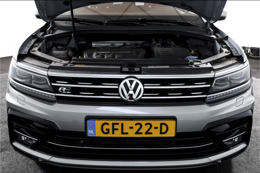 Volkswagen Tiguan 2.0 TSI 4Motion Highline Business R 180 PK | R-Line | Elek. Trekhaak | Adapt. Cruise | Stoel-+Bankverw. | PDC | Camera | NAV + App. Connect | ECC | Elek. Klep | LM 19" |