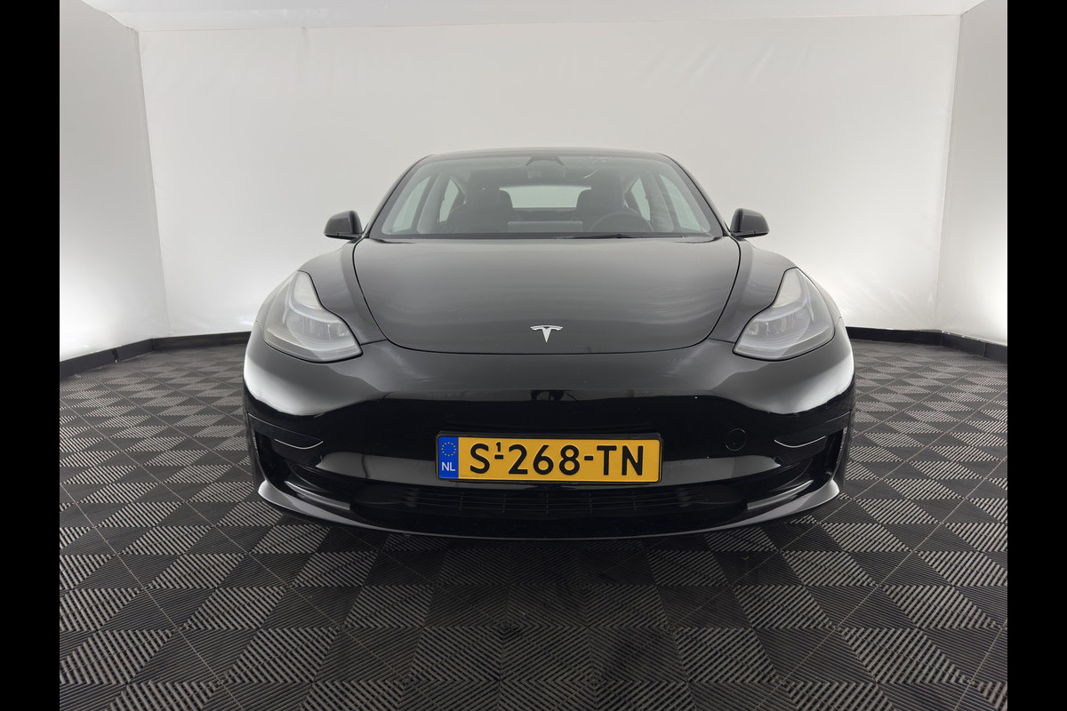 Tesla Model 3 Standard RWD Plus 60 kWh [3-Fase-11kW] {SoH-90%} (INCL-BTW) Aut. *PANO | AUTOPILOT | LEATHER | KEYLESS | FULL-LED | MEMORY-PACK | TOPVIEW | DAB | CARPLAY | DIGI-COCKPIT | LANE-ASSIST | HEATED- COMFORTSEATS | 19"ALU*