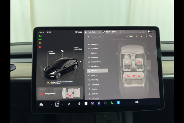 Tesla Model 3 Standard RWD Plus 60 kWh [3-Fase-11kW] {SoH-90%} (INCL-BTW) Aut. *PANO | AUTOPILOT | LEATHER | KEYLESS | FULL-LED | MEMORY-PACK | TOPVIEW | DAB | CARPLAY | DIGI-COCKPIT | LANE-ASSIST | HEATED- COMFORTSEATS | 19"ALU*