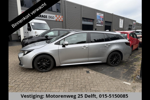Toyota Corolla Touring Sports 1.8 HYBRID 140PK SILVERLINE ACTIVE GARANTIE 2034 ! . NAVIGATIE . ADAPTIEVE CRUISE CONTROLE . ACHTERUITRIJ CAMERA .