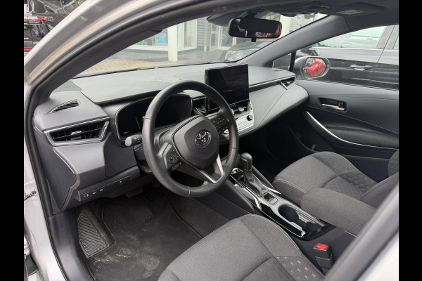 Toyota Corolla Touring Sports 1.8 HYBRID 140PK SILVERLINE ACTIVE GARANTIE 2034 ! . NAVIGATIE . ADAPTIEVE CRUISE CONTROLE . ACHTERUITRIJ CAMERA .