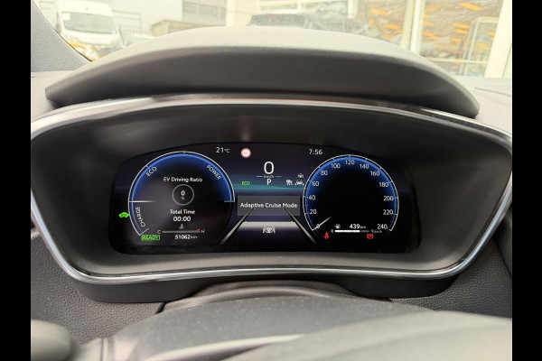 Toyota Corolla Touring Sports 1.8 HYBRID 140PK SILVERLINE ACTIVE GARANTIE 2034 ! . NAVIGATIE . ADAPTIEVE CRUISE CONTROLE . ACHTERUITRIJ CAMERA .
