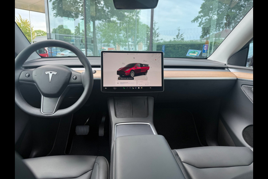 Tesla Model Y Long Range AWD 75 kWh - Automaat - Leder - Trekhaak - Org.NL