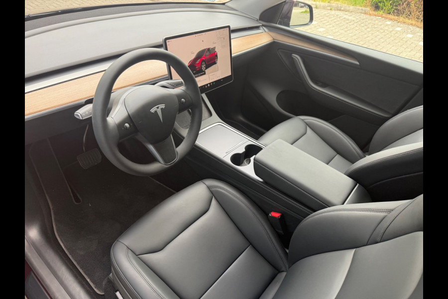 Tesla Model Y Long Range AWD 75 kWh - Automaat - Leder - Trekhaak - Org.NL