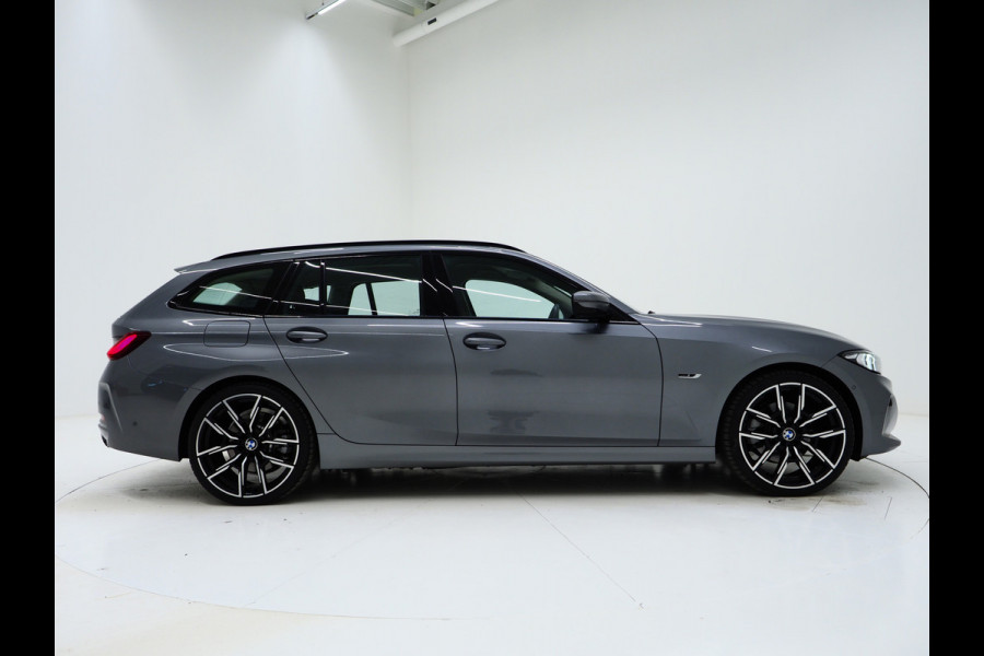 BMW 3 Serie Touring 320e LCI Shadow Line | Nieuw Model | Keyless | Camera | Dodehoekdetectie | Widescreen | Carplay | Cruise | DAB | LED