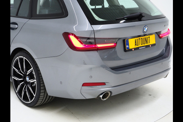 BMW 3 Serie Touring 320e LCI Shadow Line | Nieuw Model | Keyless | Camera | Dodehoekdetectie | Widescreen | Carplay | Cruise | DAB | LED