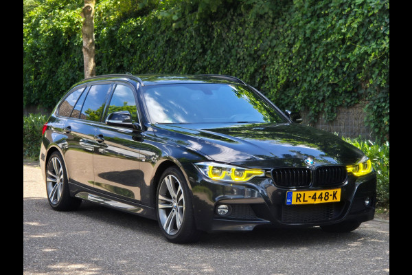 BMW 3 Serie Touring 320i M Sport B48 6WB Apple CarPlay Trekhaak Shadowline GR Navi Touch Angle 320i Corporate Lease High Executive