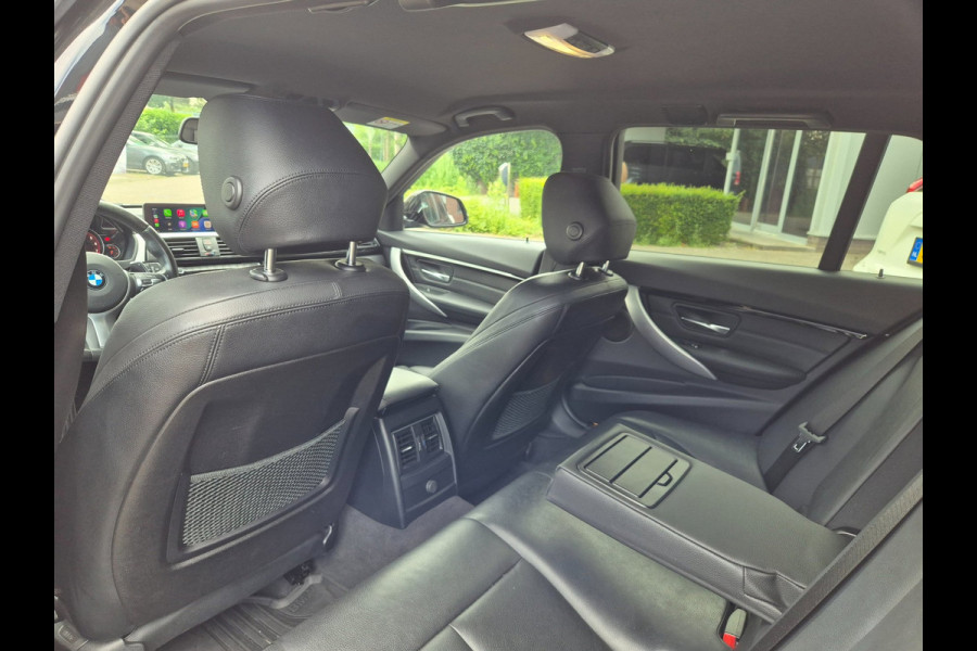 BMW 3 Serie Touring 320i M Sport B48 6WB Apple CarPlay Trekhaak Shadowline GR Navi Touch Angle 320i Corporate Lease High Executive