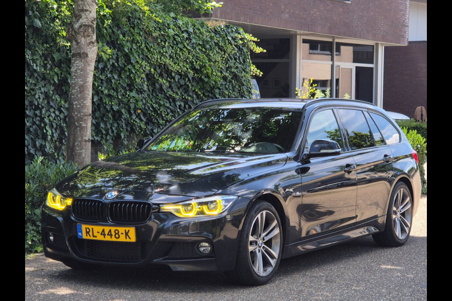 BMW 3 Serie Touring 320i M Sport B48 6WB Apple CarPlay Trekhaak Shadowline GR Navi Touch Angle 320i Corporate Lease High Executive