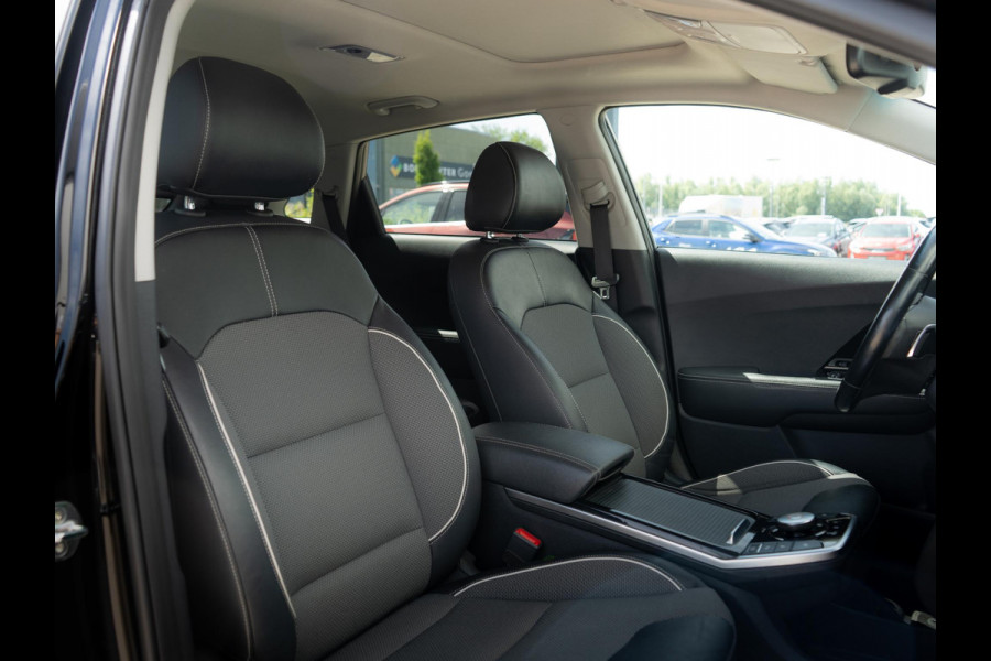 Kia e-Niro DynamicPlusLine 64 kWh | Stoel en stuurverwarming | Navi | PDC | Climne control |