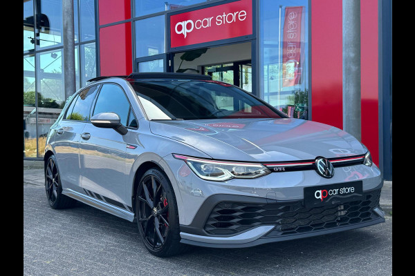 Volkswagen Golf 2.0 TSI GTI Clubsport Panorama LED Head-Up Camera Parksens.