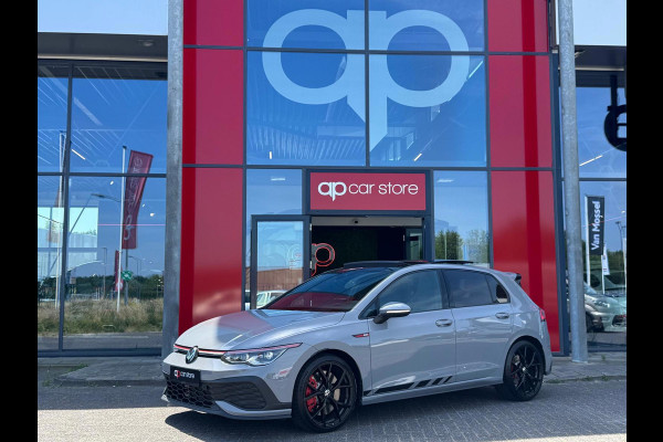 Volkswagen Golf 2.0 TSI GTI Clubsport Panorama LED Head-Up Camera Parksens.