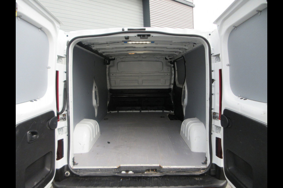 Fiat Talento 2.0 MultiJet L2, Automaat, 146pk, Airco, Camera, 3-Zits, Trekhaak.