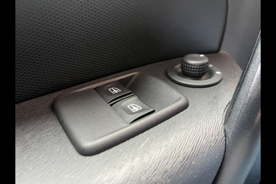 Renault Kangoo Maxi 1.5 Blue dCi 95pk R-link Lease €202 p/m, Airco, Navi, PDC, Trekhaak, Volledig onderhoudshistorie aanwezig