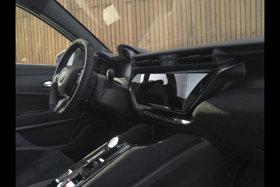 Alfa Romeo junior Elettrica Veloce 54 kWh | Techno Pack | Sport Pack | Pano-dak