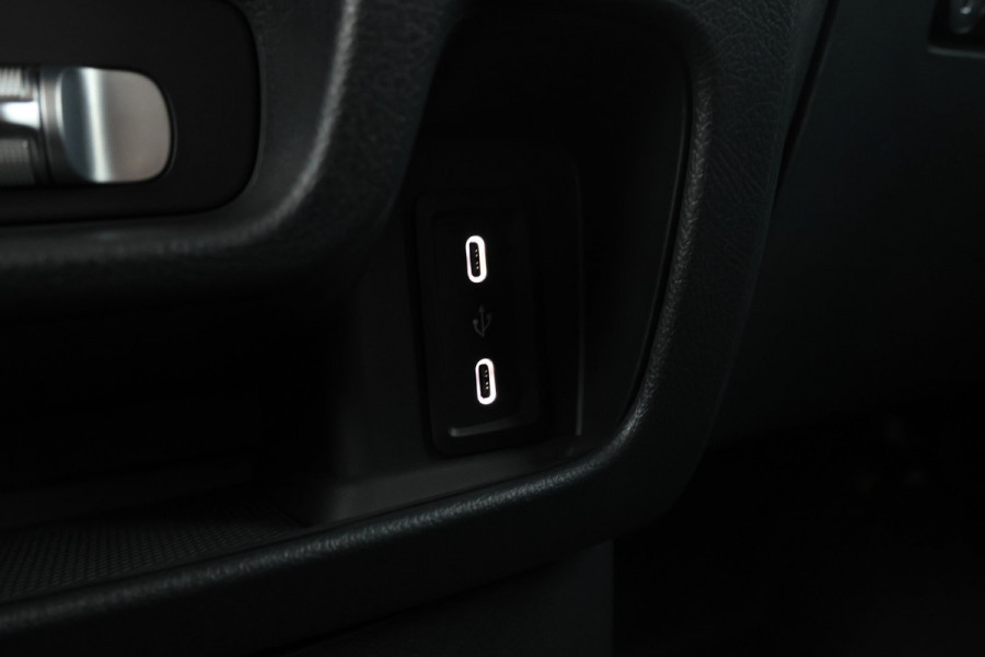 Mercedes-Benz eVito eVito 112 L2 60 kWh Direct leverbaar!