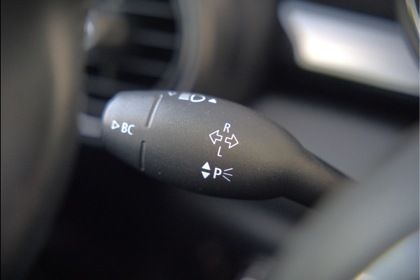 MINI Mini 1.5 Cooper Pepper | Panoramadak | Cruise Control | Apple Carplay | Navigatie | Climate Control | NAP | Dealer Onderhouden | Keyless | Automaat