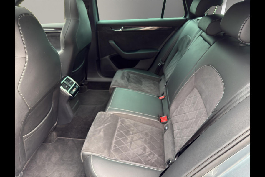 Škoda Superb 1.8 TSI Sportline Pano | Camera | Led | Geheugen  | Wegklap Trekhaak | Android |