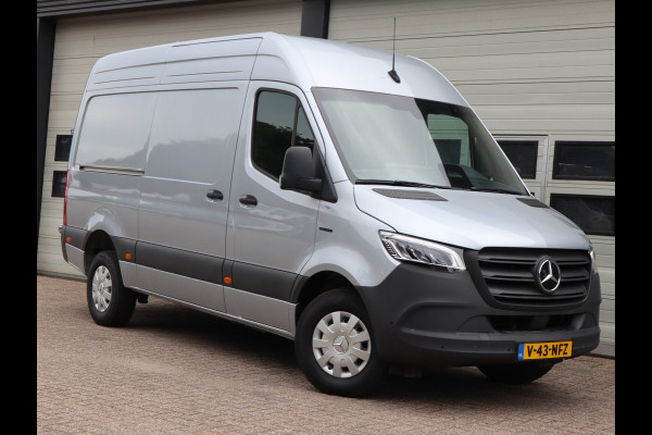 Mercedes-Benz eSprinter 314 L2H2 Accu 56 kWh RWD WLPT 181 km - New Model - Snel laden - LED - Vol Opties