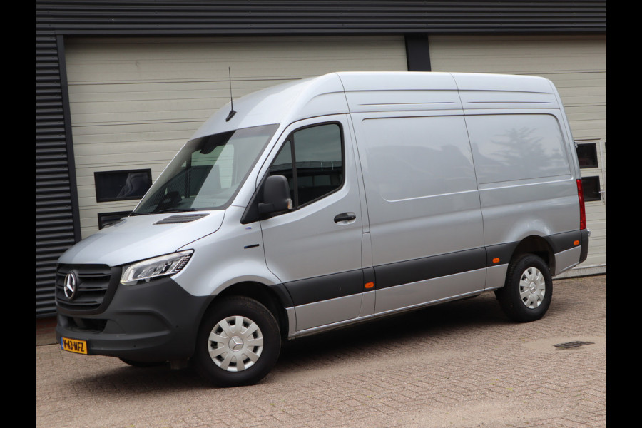 Mercedes-Benz eSprinter 314 L2H2 Accu 56 kWh RWD WLPT 181 km - New Model - Snel laden - LED - Vol Opties
