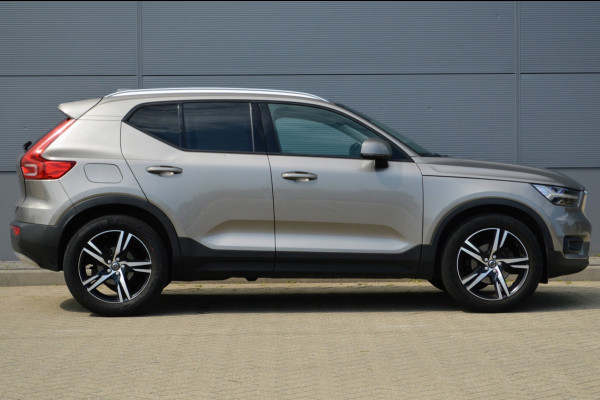 Volvo XC40 2.0 D3 R-Design