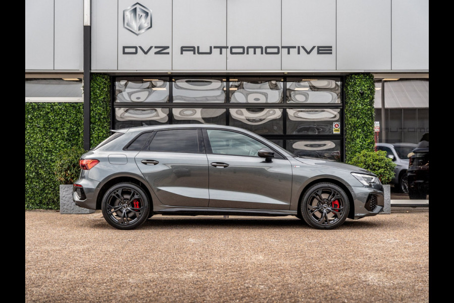Audi A3 Sportback 45 TFSIe 245PK S edition Competition | Black Optik | ACC | Carplay |