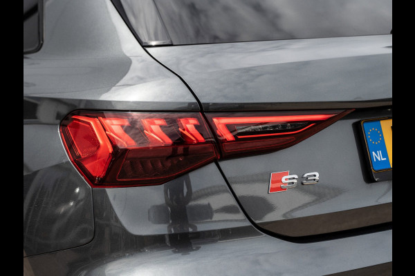 Audi A3 Sportback 45 TFSIe 245PK S edition Competition | Black Optik | ACC | Carplay |