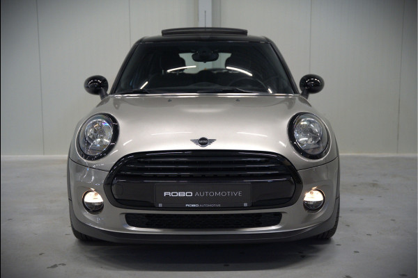 MINI Mini 1.5 Cooper Pepper | Panoramadak | Cruise Control | Apple Carplay | Navigatie | Climate Control | NAP | Dealer Onderhouden | Keyless | Automaat