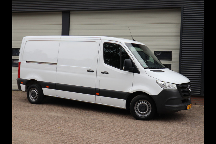 Mercedes-Benz Sprinter 315 CDI Euro 6 - L2H1 - Trekhaak - MBUX - Cruise