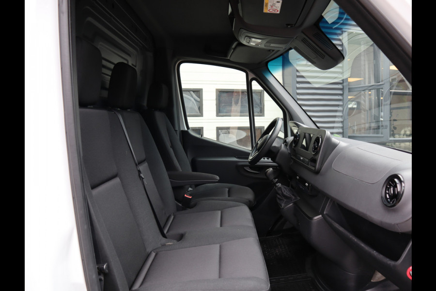 Mercedes-Benz Sprinter 315 CDI Euro 6 - L2H1 - Trekhaak - MBUX - Cruise