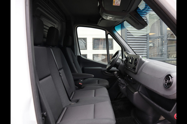 Mercedes-Benz Sprinter 315 CDI Euro 6 - L2H1 - Trekhaak - MBUX - Cruise