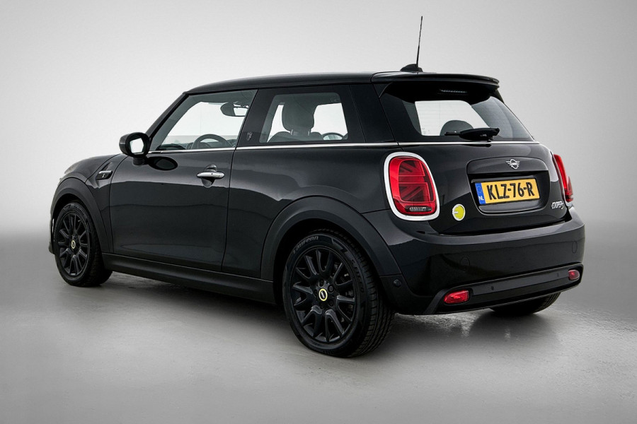 MINI Cooper SE Electric Yours 33 kWh (Dealer OnderH, Carplay, Navi Prof, Leder, Head-up, Parkeersensoren, Etc)