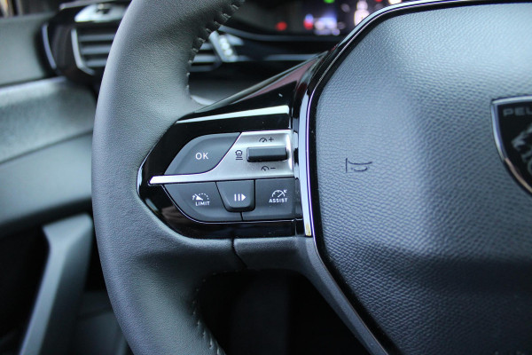 Peugeot 308 1.2 130PK AUTOMAAT ALLURE PACK BUSINESS | NAVIGATIE | DRAADLOZE APPLE CARPLAY/ANDROID AUTO | ACHTERUITRIJ CAMERA | KEYLESS ENTRY/START | LICHTMETALEN VELGEN 17" | DAB+ RADIO | ADAPTIVE CRUISE CONTROL | CLIMATE CONTROL |