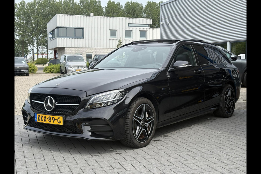 Mercedes-Benz C-Klasse Estate 300e T AMG Line | Plug-in Hybride | PHEV | Panoramadak |  Stoelverwarming | Achteruitrijcamera | Elektrisch verstelbare stoelen | Dealer onderhouden