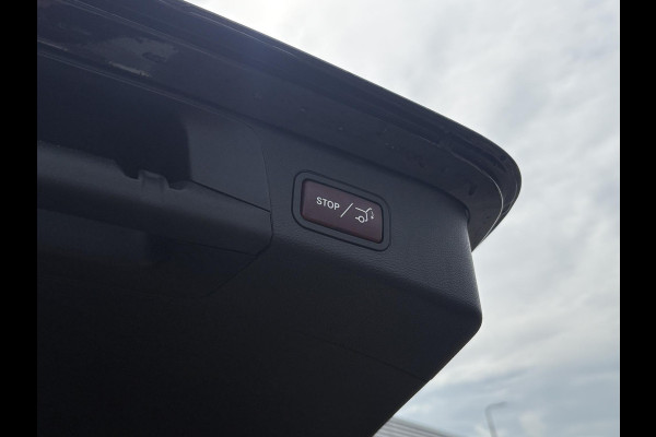 Mercedes-Benz C-Klasse Estate 300e T AMG Line | Plug-in Hybride | PHEV | Panoramadak |  Stoelverwarming | Achteruitrijcamera | Elektrisch verstelbare stoelen | Dealer onderhouden