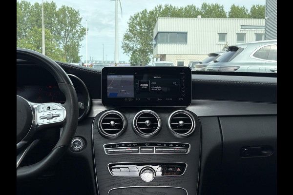Mercedes-Benz C-Klasse Estate 300e T AMG Line | Plug-in Hybride | PHEV | Panoramadak |  Stoelverwarming | Achteruitrijcamera | Elektrisch verstelbare stoelen | Dealer onderhouden