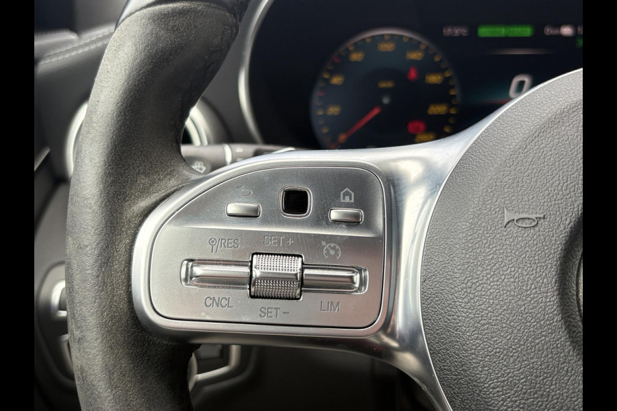 Mercedes-Benz C-Klasse Estate 300e T AMG Line | Plug-in Hybride | PHEV | Panoramadak |  Stoelverwarming | Achteruitrijcamera | Elektrisch verstelbare stoelen | Dealer onderhouden