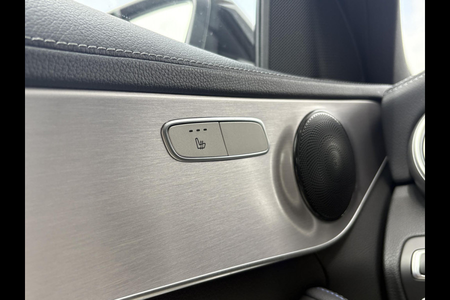 Mercedes-Benz C-Klasse Estate 300e T AMG Line | Plug-in Hybride | PHEV | Panoramadak |  Stoelverwarming | Achteruitrijcamera | Elektrisch verstelbare stoelen | Dealer onderhouden