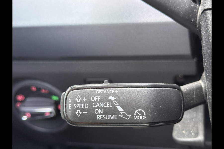 Seat Arona 1.0 TSI Style Business Intense | Achteruitrij Camera | Trekhaak | Addaptive CC | Climate | Carplay | Navi |