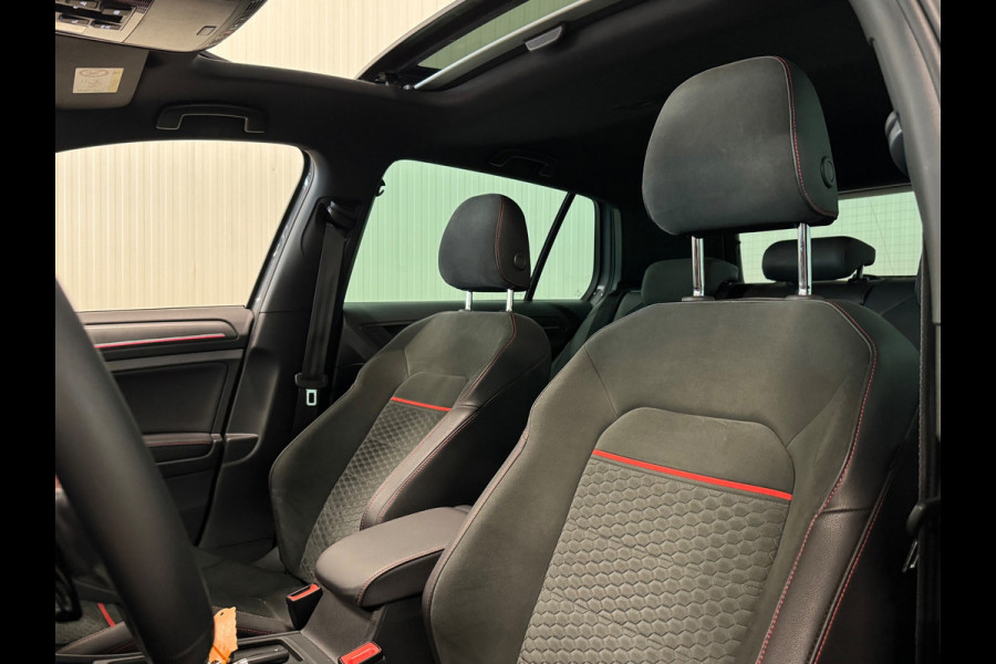 Volkswagen Golf 2.0 TSI GTI Performance | NAP | TREKHAAK | DYNAUDIO | NARDO GREY | PANO