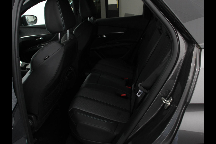 Peugeot 3008 1.6 Hybrid 225PK Allure Pack Navigatie Apple Carplay/Android Auto Camera Parkeersensoren Adaptive Cruise Control Dodehoek assistent Stoelverwarming Climate Control Virtual Cockpit  Lichtmetalen velgen
