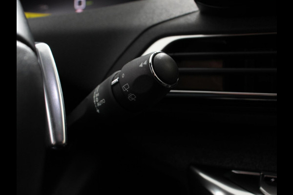 Peugeot 3008 1.6 Hybrid 225PK Allure Pack Navigatie Apple Carplay/Android Auto Camera Parkeersensoren Adaptive Cruise Control Dodehoek assistent Stoelverwarming Climate Control Virtual Cockpit  Lichtmetalen velgen