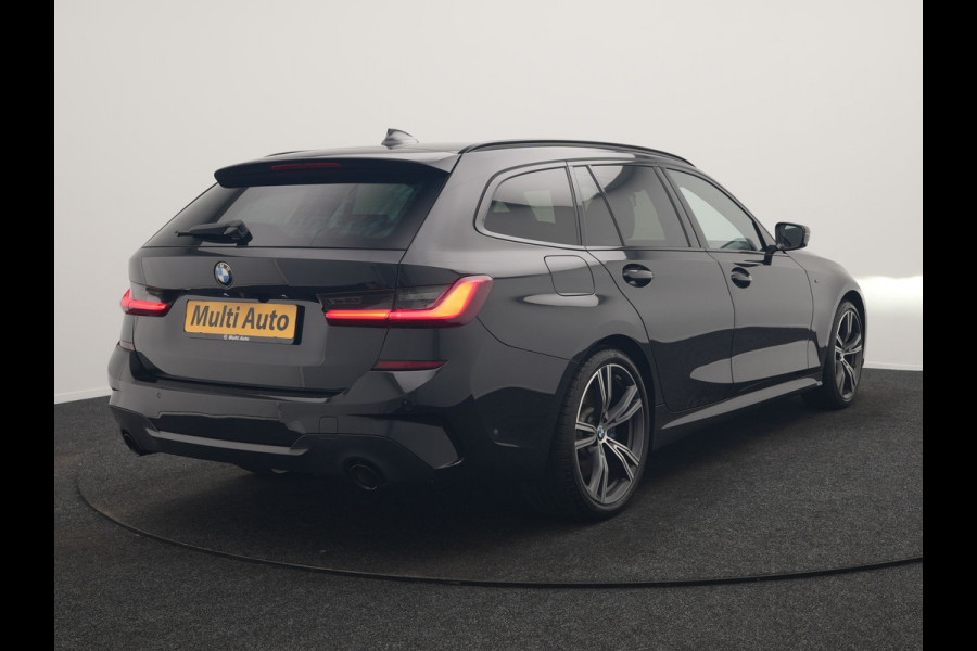 BMW 3 Serie Touring 330e M Sport PHEV 293pk Dealer O.H. | Trekhaak Af Fabriek | Adaptive Cruise | Head Up | 360 Camera | Adaptief Onderstel | Alcantara Sportstoelen & Stuur Verwarmd | Laser LED | Sfeerverlichting | Keyless | Blis | Apple Carplay | Plug In Hybrid |