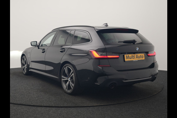 BMW 3 Serie Touring 330e M Sport PHEV 293pk Dealer O.H. | Trekhaak Af Fabriek | Adaptive Cruise | Head Up | 360 Camera | Adaptief Onderstel | Alcantara Sportstoelen & Stuur Verwarmd | Laser LED | Sfeerverlichting | Keyless | Blis | Apple Carplay | Plug In Hybrid |