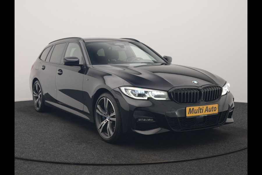 BMW 3 Serie Touring 330e M Sport PHEV 293pk Dealer O.H. | Trekhaak Af Fabriek | Adaptive Cruise | Head Up | 360 Camera | Adaptief Onderstel | Alcantara Sportstoelen & Stuur Verwarmd | Laser LED | Sfeerverlichting | Keyless | Blis | Apple Carplay | Plug In Hybrid |